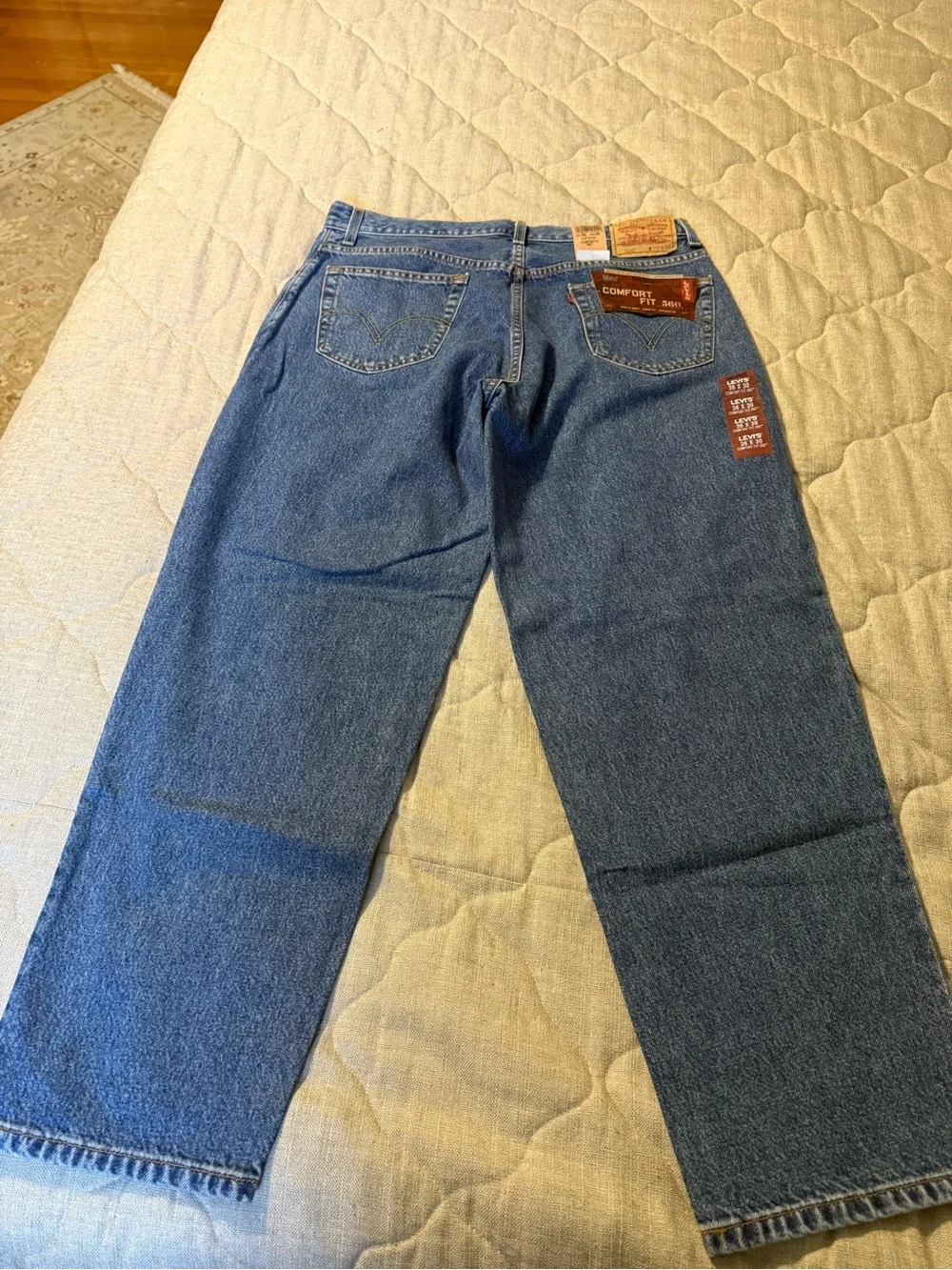 Levi’s 560 Comfort Fit Jeans – New with Tags (NWT) – Men’s 36x30